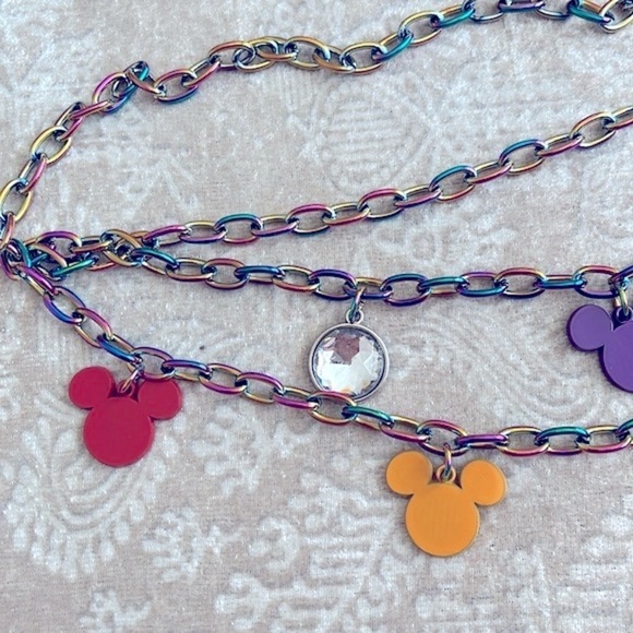 Brand New Disney Buckle-Down Mickey Mouse Colorful Rainbow Charm Chain Belt - Picture 3 of 13